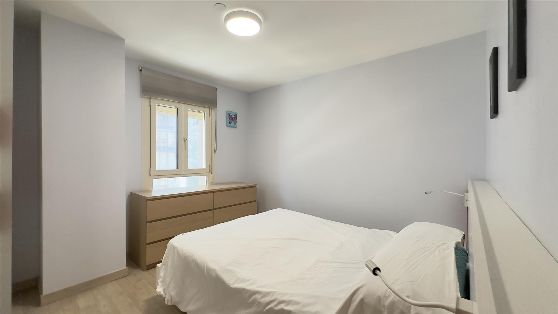 Image of Apartment - 2 Bedrooms - 1 Bathrooms for Sale in Beach View Terraces-Gibraltar, Image 10